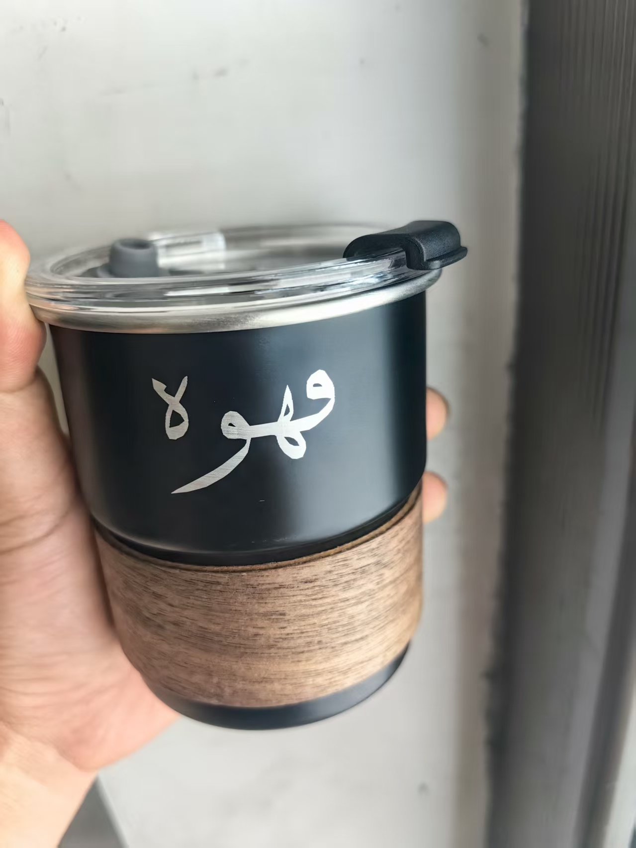 mug kopi baru dengan logo. ses - Coffee Tea Name ulasan dan harga